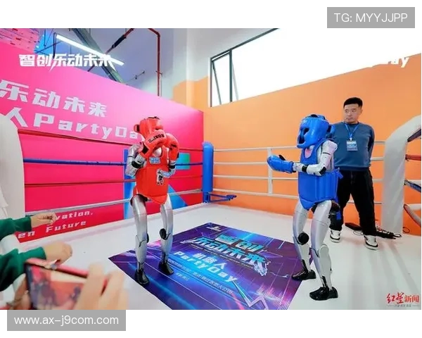 以足球比赛巨型玩偶为核心打造震撼互动盛宴主题展示亮相全场秀